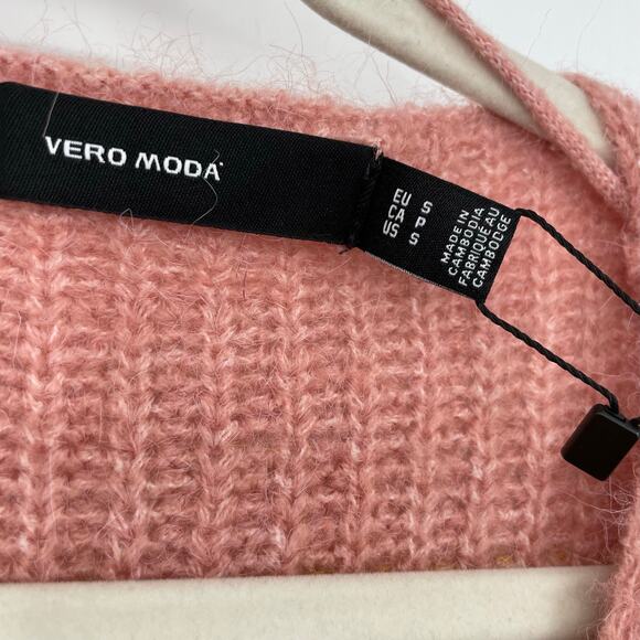 VERO MODA Julie Bar Stripe V-neck Sweater In Chai Tea Stripe Size Small NWT - Picture 8 of 8